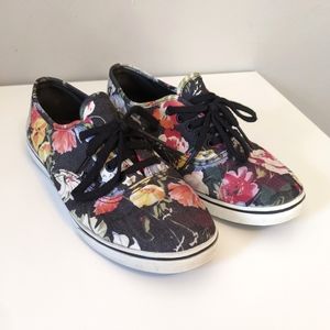 Unique Floral Vans Low Top Sneakers